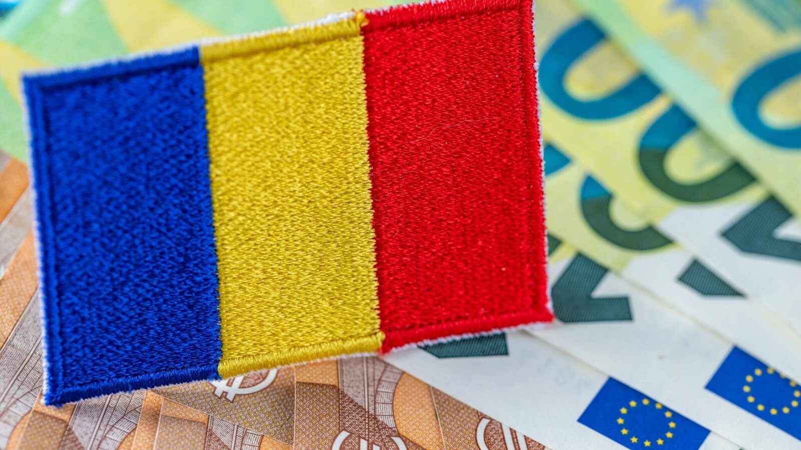 FMI taie creșterea economică a României: Inflația și șomajul, pe val