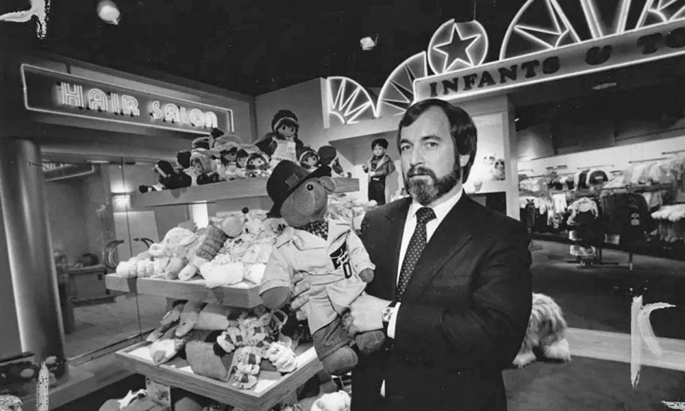 Cine au fost roy raymond și les wexner, fondatorii brandului victoria’s secret?