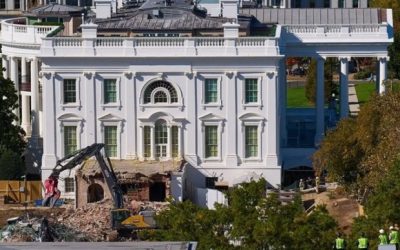 Un plan ambițios al fostului președinte American Donald Trump pentru construcția unei săli de bal la Casa Albă rămâne incert, în ciuda aprobării de către o comisie federală de urbanism