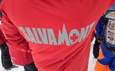 O turistă din Cluj, rănită pe un traseu montan din Sibiu O turistă în vârstă de 42 de ani, din Cluj, a suferit o accidentare la nivelul genunchiului în timpul unei drumeții pe un traseu montan din județul Sibiu