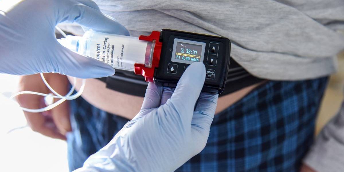 Boala Parkinson: Cum ajută noile tehnologii în tratament