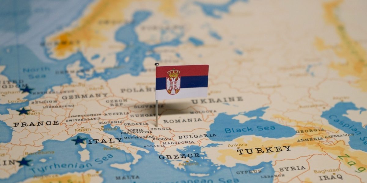 Țara Vecină, în pericol: 1,5 miliarde de euro de la UE, pe muchie de cuțit