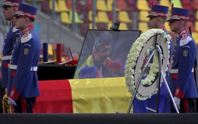 Gest URÂT la meciul FCSB – Oțelul: Ce s-a întâmplat, în timpul minutului de reculegere pentru Mircea Lucescu