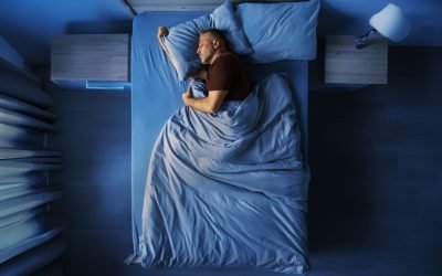 Ați auzit vreodată un zgomot puternic, ca o explozie, chiar în cap, în timp ce adormeați sau vă trezeați? Nu vă speriați, este posibil să fi experimentat „sindromul capului care explodează”