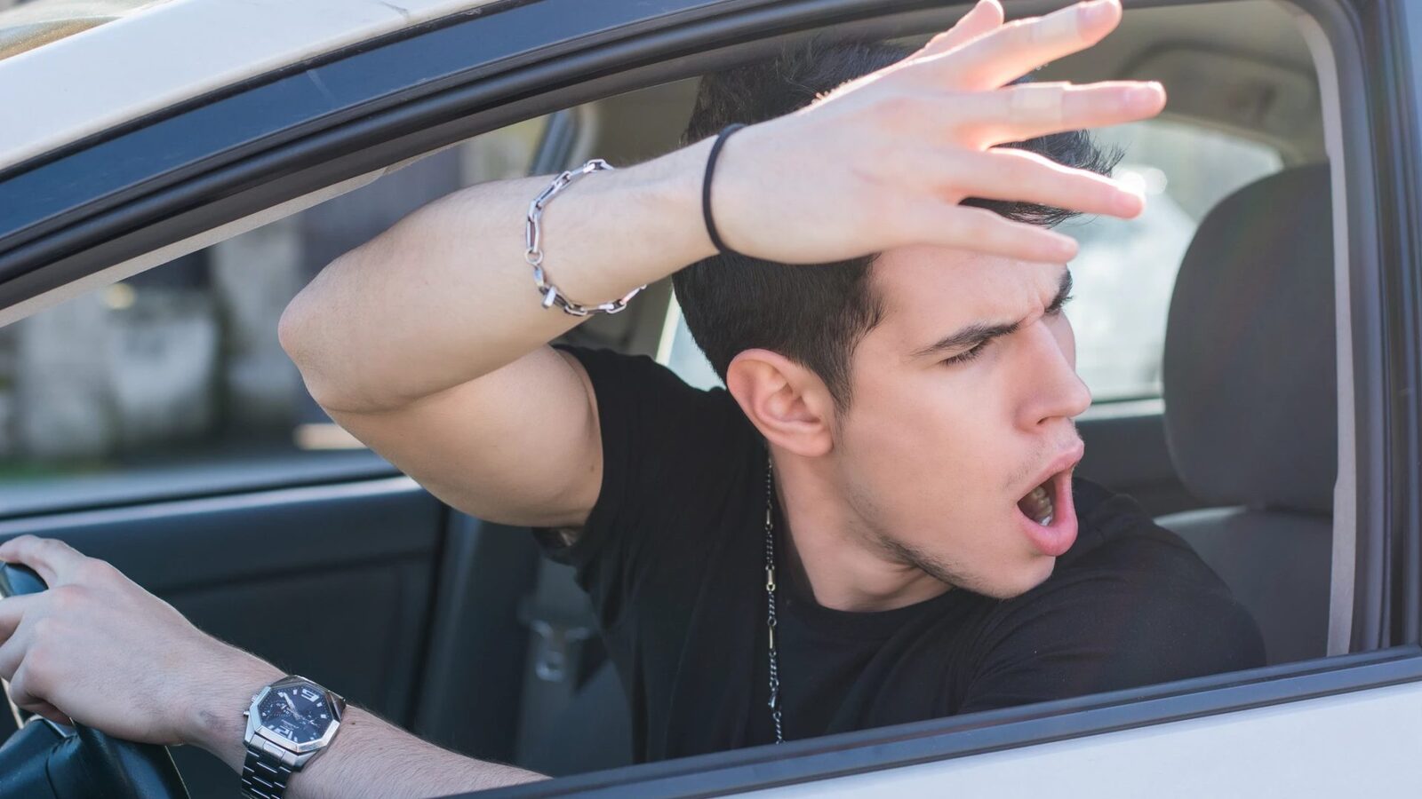 Agresivitatea în trafic: Cum poți transforma o filmare într-o dovadă pentru Poliție București – Filmările cu incidente rutiere pot fi folosite pentru a sancționa comportamentul agresiv în trafic, dar există condiții stricte de îndeplinit