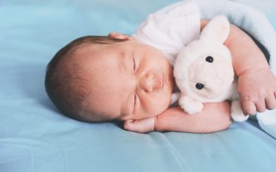 Substanțe chimice din plastic, legate de milioane de nașteri premature la nivel mondial Un studiu recent, publicat în revista eClinicalMedicine, sugerează o legătură între expunerea la două substanțe chimice utilizate frecvent în producția de plastic și un număr semnificativ de nașteri premature și decese neonatale la nivel global