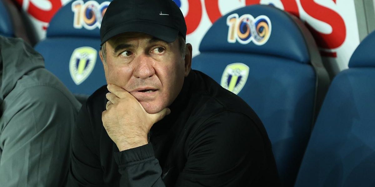 Hagi, eroul așteptat: Jumătate din români cred că „Regele” ne duce la EURO 2028