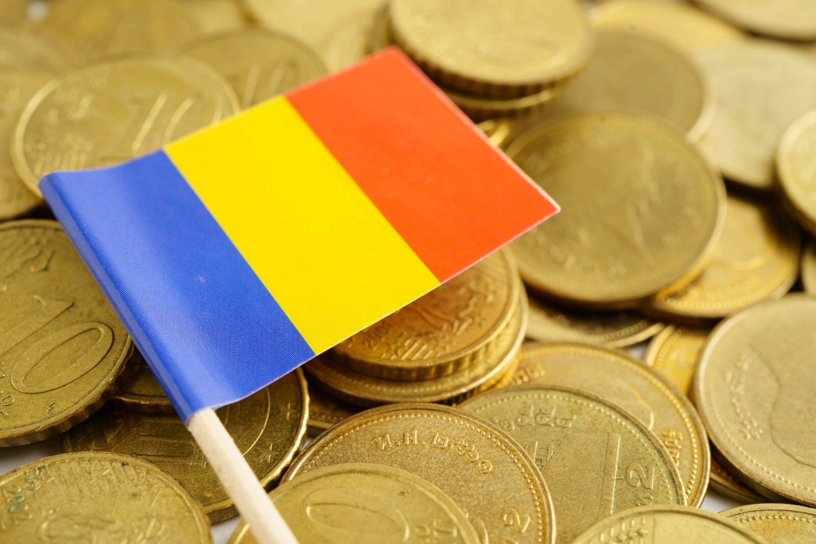 Investitorii germani și români trag un semnal de alarmă: Intervențiile statului afectează investițiile Camera de Comerț Româno-Germană (AHK România) avertizează că intervențiile statului în mecanismele pieței, precum plafonările de prețuri, pun în pericol investițiile