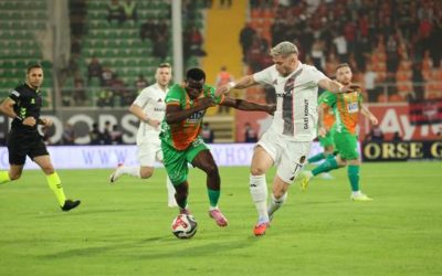 GAZİANTEP FK și ALANYASPOR, la egalitate la pauză într-un meci fără goluri Meciul dintre GAZİANTEP FK și ALANYASPOR a debutat cu un scor alb, 0-0, la pauză