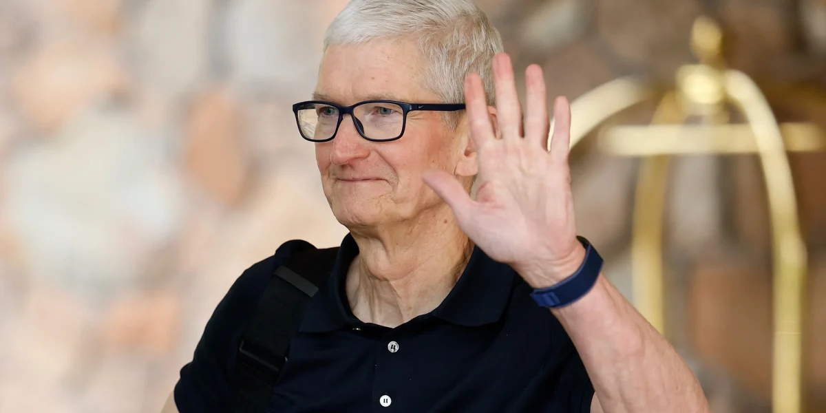 Apple, schimbări MAJORE la conducere: Ce se întâmplă în Arena IT?