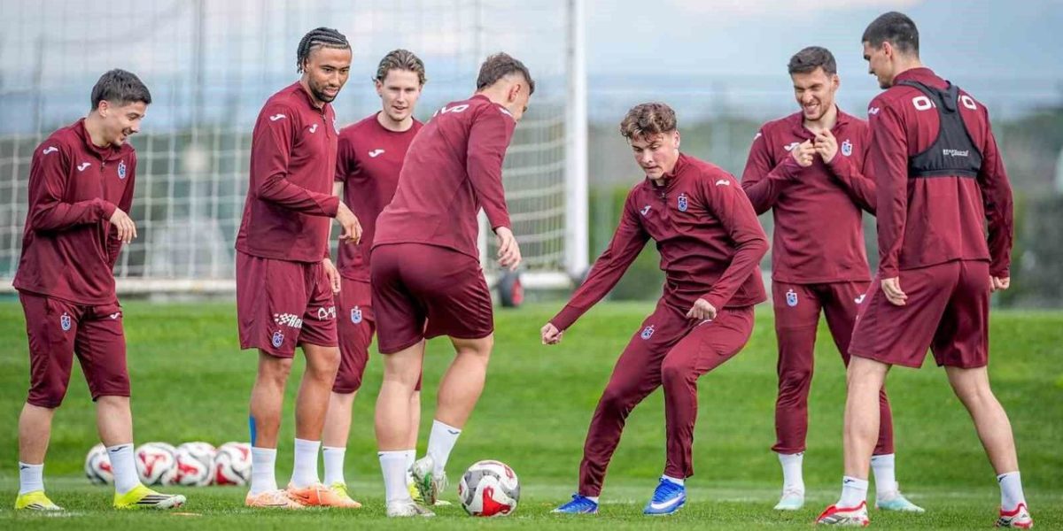 Trabzonspor vrea să spargă blestemul de pe teren propriu în fața lui Galatasaray Echipa de fotbal TRABZONSPOR își propune să pună capăt unei serii de șase meciuri fără victorie pe teren propriu împotriva marii rivale GALATASARAY
