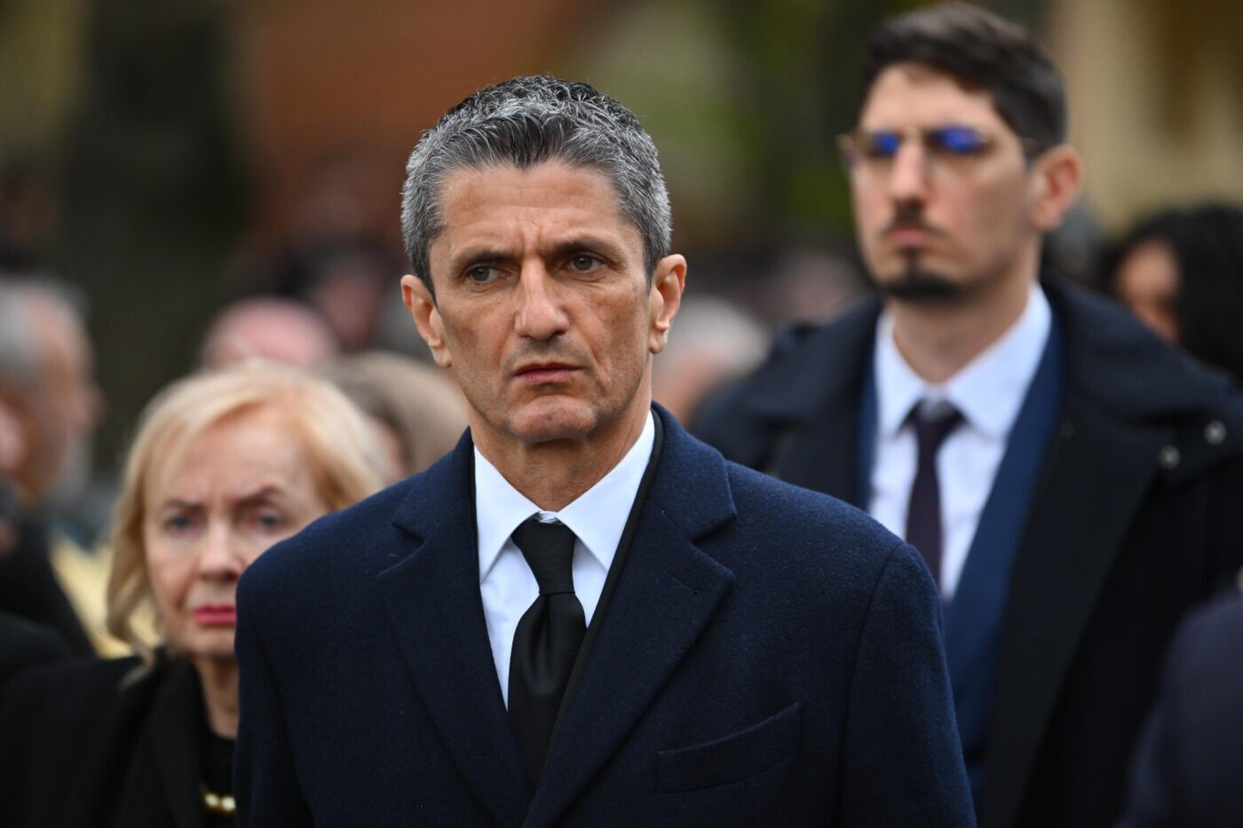 Trimișii miliardarului Savvidis, la înmormântarea lui Mircea Lucescu în România