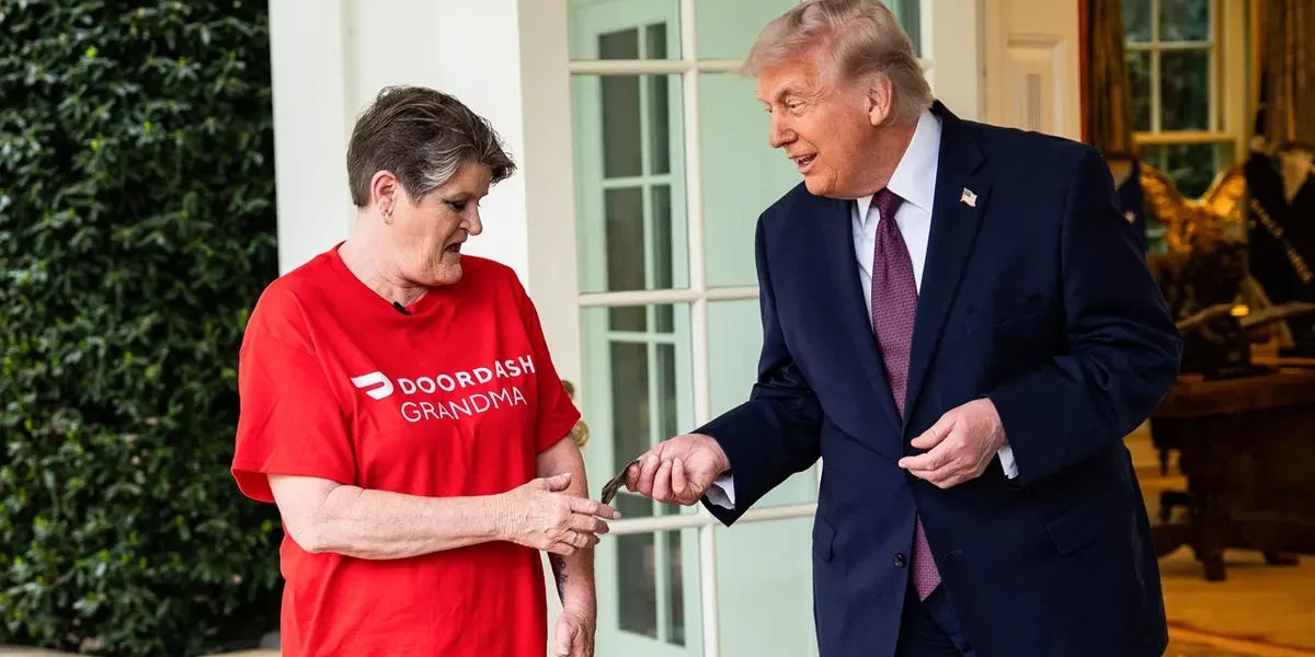 Donald Trump, ziua nebună: Meniu McDonald’s, bacșiș uriaș, Iran amenințat și… Iisus