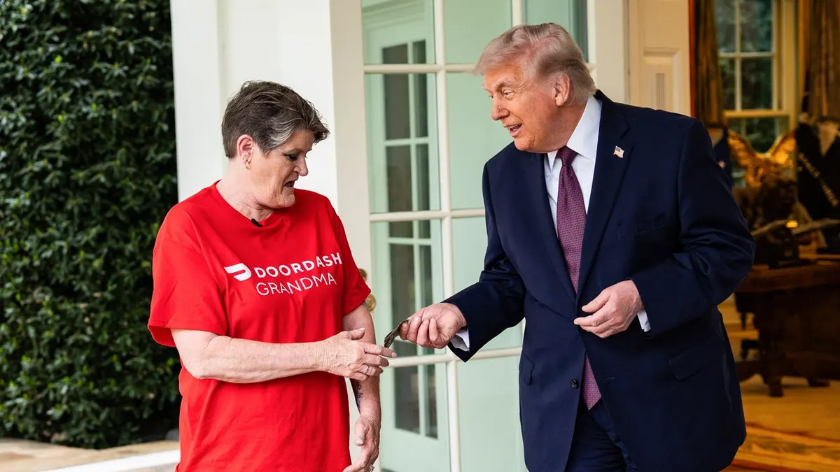 Donald Trump, ziua nebună: Meniu McDonald’s, bacșiș uriaș, Iran amenințat și… Iisus