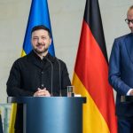 Zelenski cere fonduri: Kievul vrea dublarea producției de arme