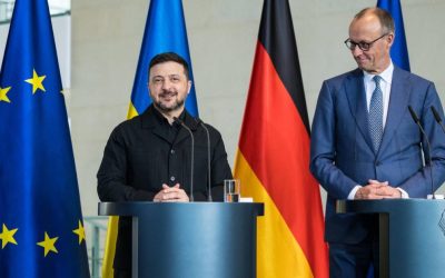 Zelenski cere fonduri: Kievul vrea dublarea producției de arme