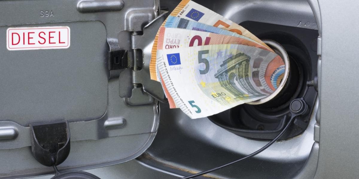 FMI trage semnalul de alarmă: Reducerea taxelor la combustibili, o greșeală scumpă pentru Europa