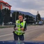 Șofer Amendat După Ce Polițista S-a Supărat: Galben sau Verde?