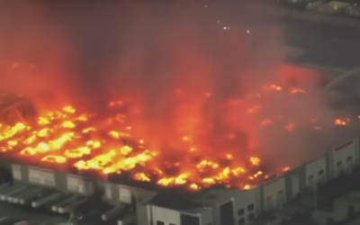 Bărbat a incendiat depozit imens de hârtie igienică: Ce l-a mânat în acțiune?