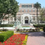 Universitate: Acces interzis bărbaților pentru confortul femeilor