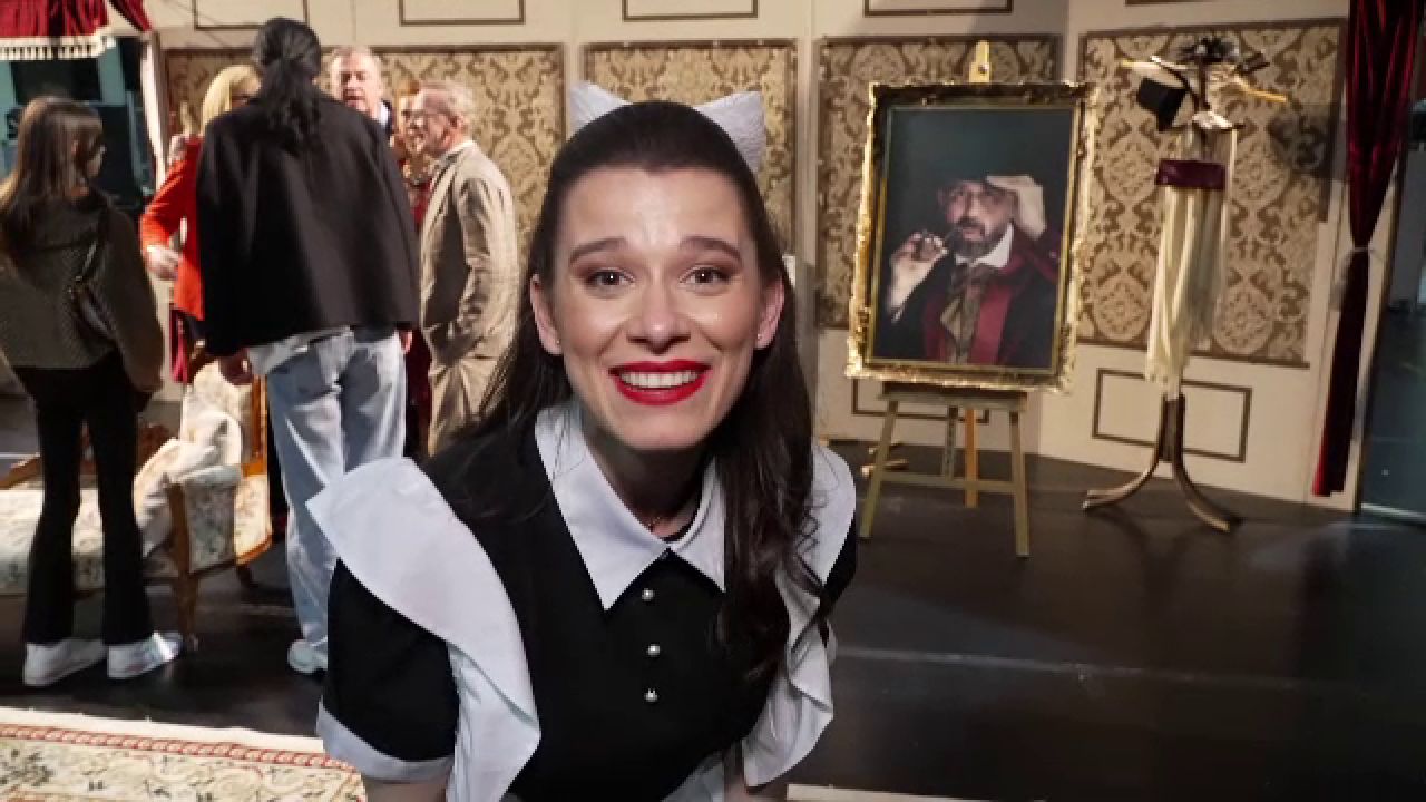 Kira Hagi, aplaudată pe scenă de nume mari din sportul românesc București – Ziua de naștere a lui Kira Hagi a fost marcată de un moment special pe scena teatrului