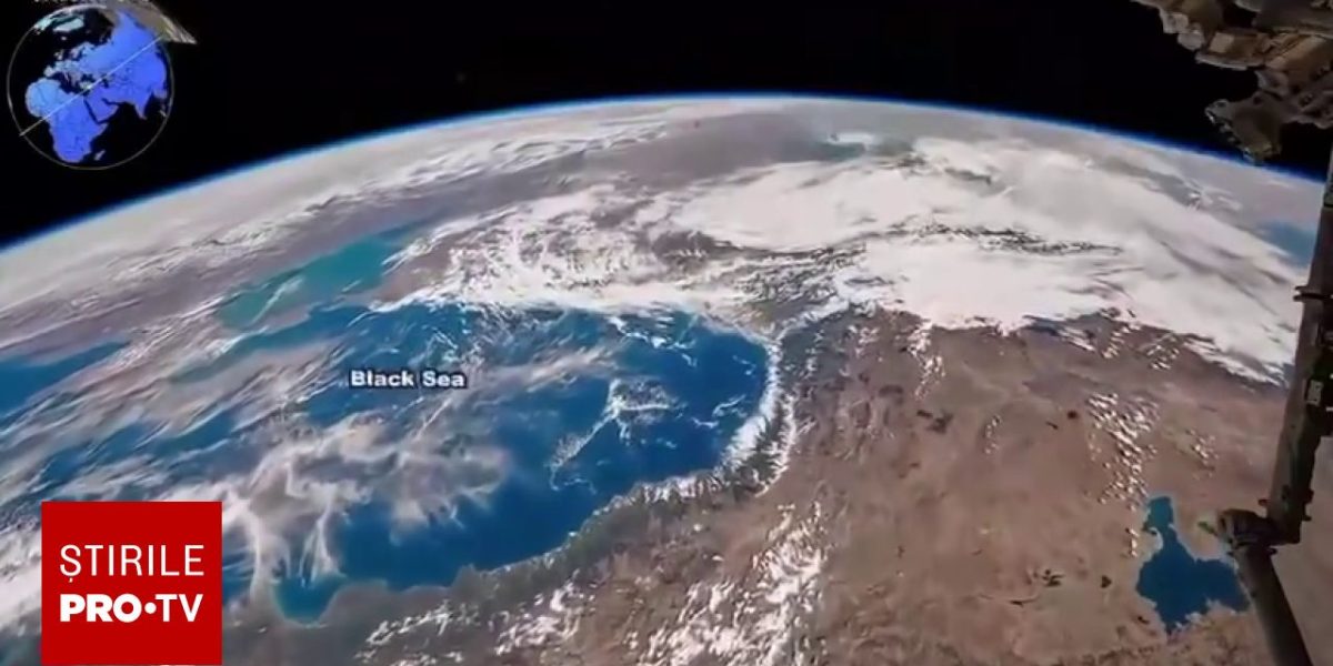 Marea Neagră din spațiu: Imagini ȘOCANTE publicate de Ambasada SUA. Artemis II, pe drum