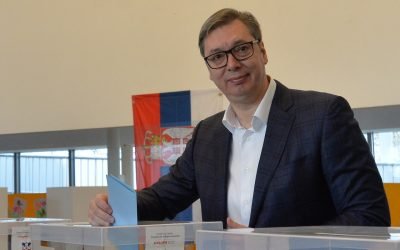 Ucraina neagă orice implicare în presupusa plasare de explozibili lângă gazoductul Balkan Stream, acuzând Rusia de o posibilă operațiune sub steag fals menită să influențeze alegerile din Ungaria, Acuzări și contra-acuzări în jurul gazoductului Oficiali ucraineni au respins categoric acuzațiile, catalogând evenimentul drept o posibilă “operațiune sub steag fals,” cu scopul de a interfera în alegerile din Ungaria