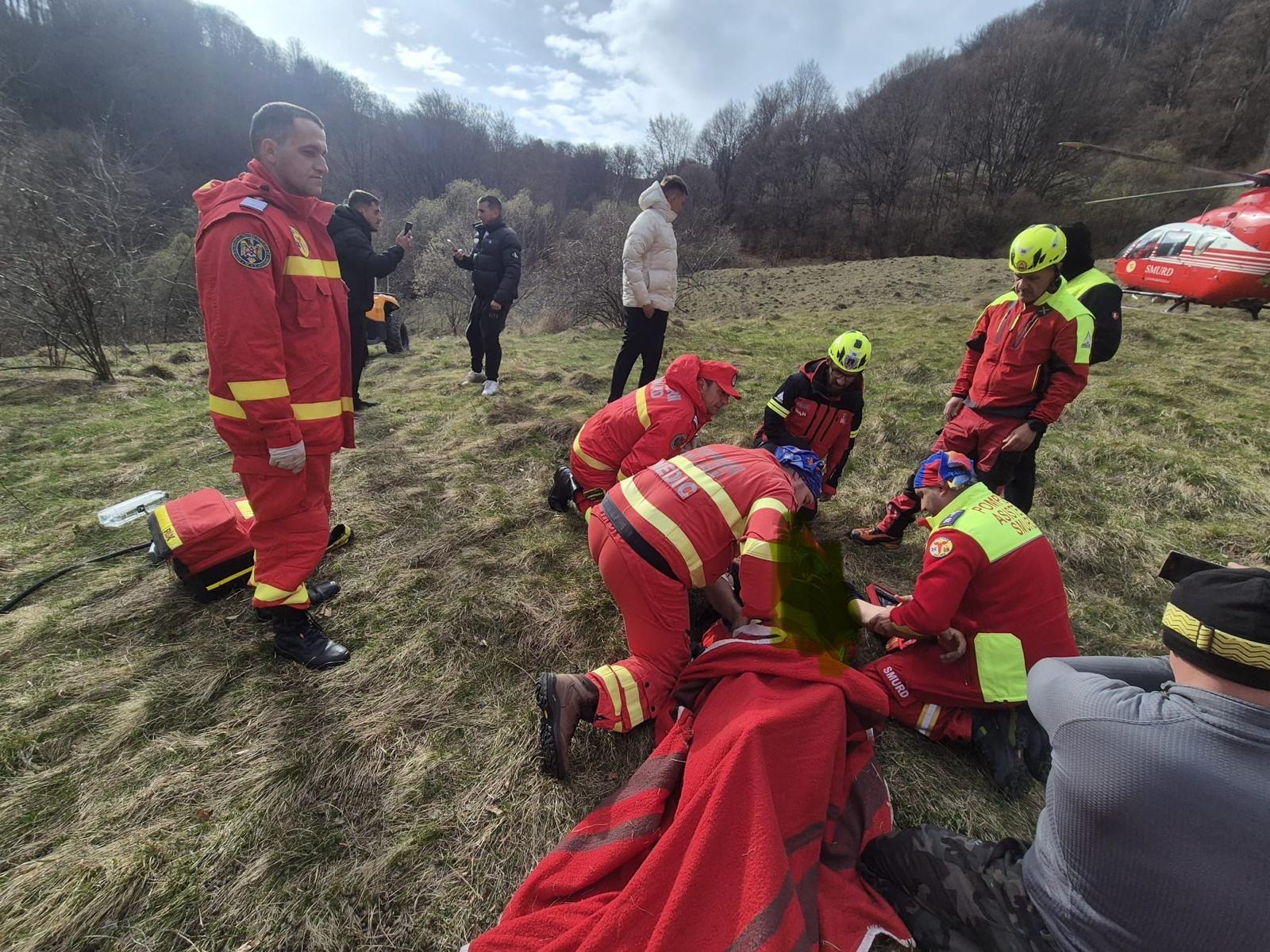 Accident teribil cu ATV la Petrila: Victima, transportată de urgență cu elicopterul SMURD