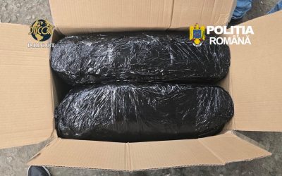 Droguri din Spania: Doi bărbați, arestați cu peste 13 kilograme de canabis