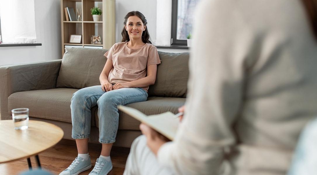 O lege care le oferă părinților și tutorilor de copii diagnosticați cu autism sau sindromul Down consiliere psihologică gratuită a fost adoptată miercuri, 8 aprilie, a anunțat deputatul Liberal Raluca Turcan