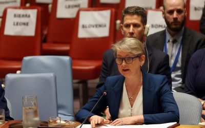 Aproximativ patruzeci de țări au cerut, joi, redeschiderea imediată și necondiționată a Strâmtorii Ormuz, amenințând Iranul cu potențiale sancțiuni economice și politice, potrivit declarațiilor oficialilor