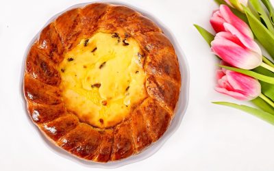 Pașca, între tradiție și inovație: Deliciul pascal care unește generații Bucătăriile din România se trezesc la viață în pragul sărbătorilor pascale, antrenate într-un ritual gustativ și spiritual