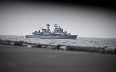 BREAKING: România bagă bani grei în armată: Contracte pentru blindate, nave și sisteme anti-dronă