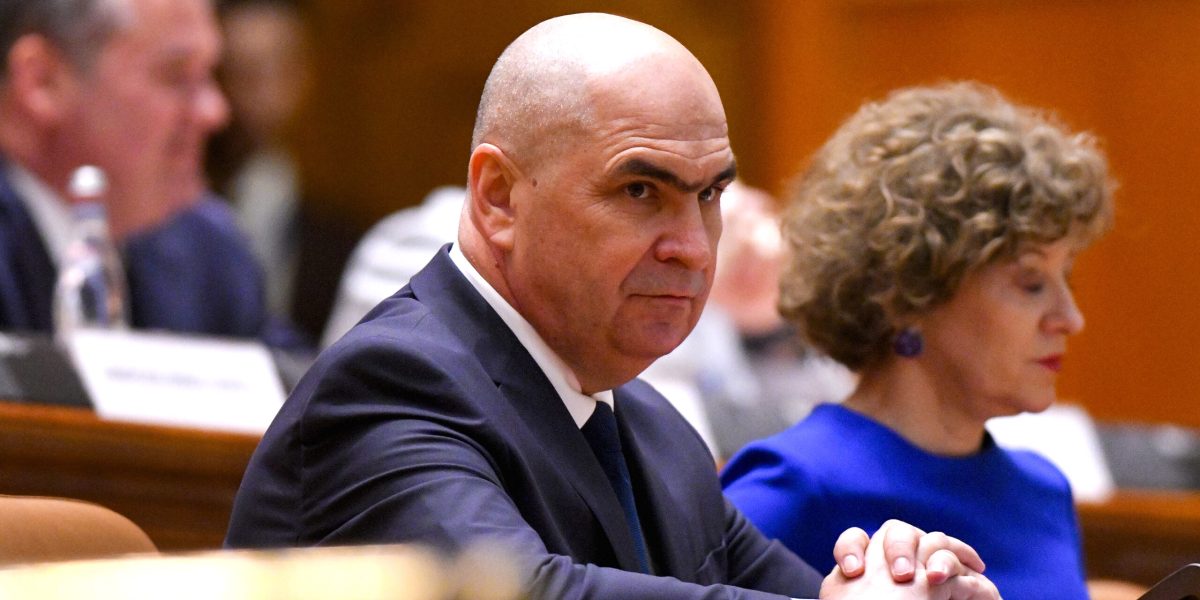 PSD la guvernare, PNL în opoziție: România la răscruce?