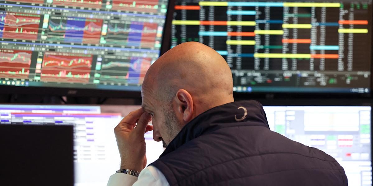Big Tech, țeapă pentru investitorii mici: Cum ne fură banii?