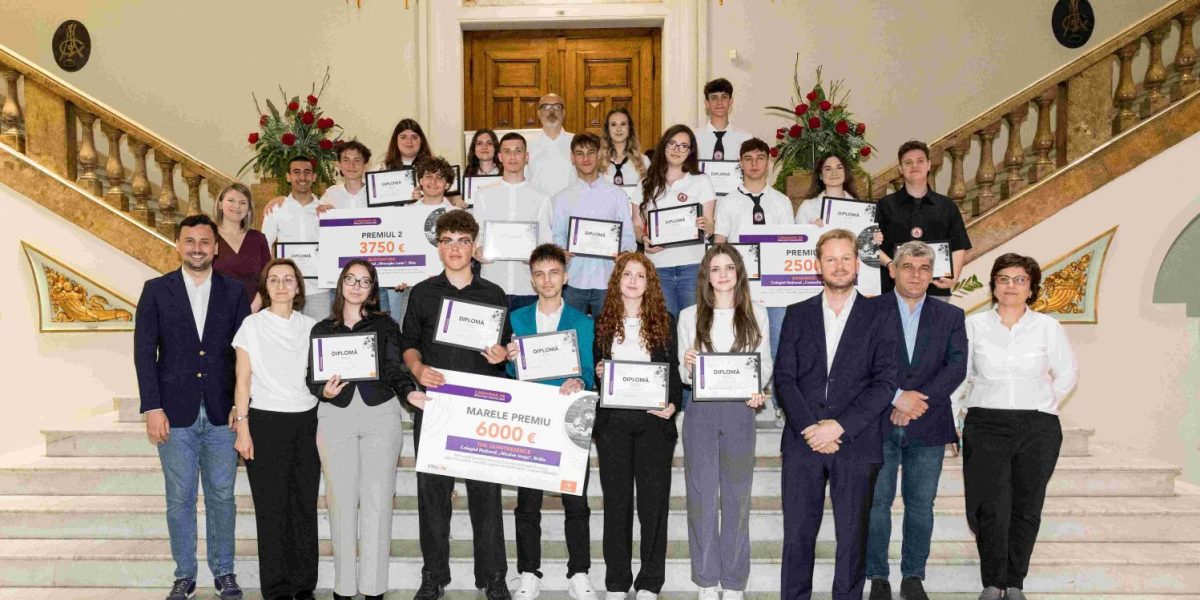 Peste zece mii de elevi la Caravana de Educație Financiară în România