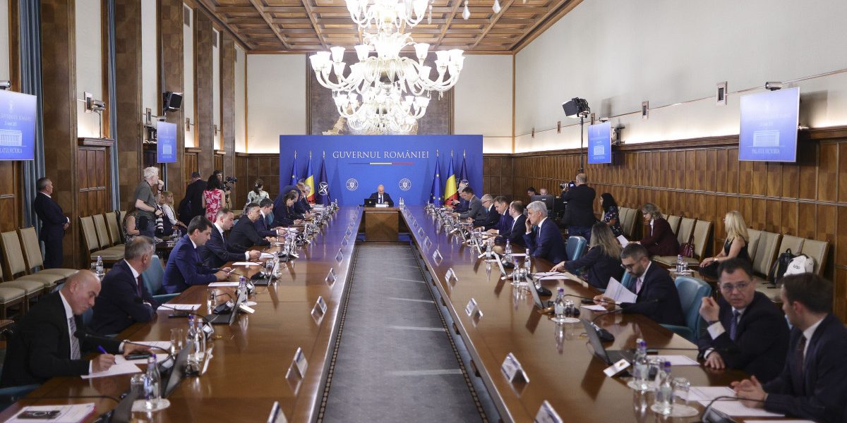 Guvernul forțează salvarea PNRR și relansează „Noua Casă” înainte de moțiune. UPDATE: Pachet masiv de 12,5 miliarde lei aprobat