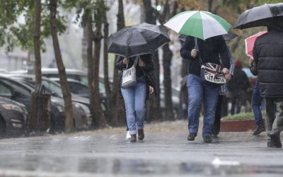 Cod galben de ploi și vânt puternic la București și Ilfov, vine frigul