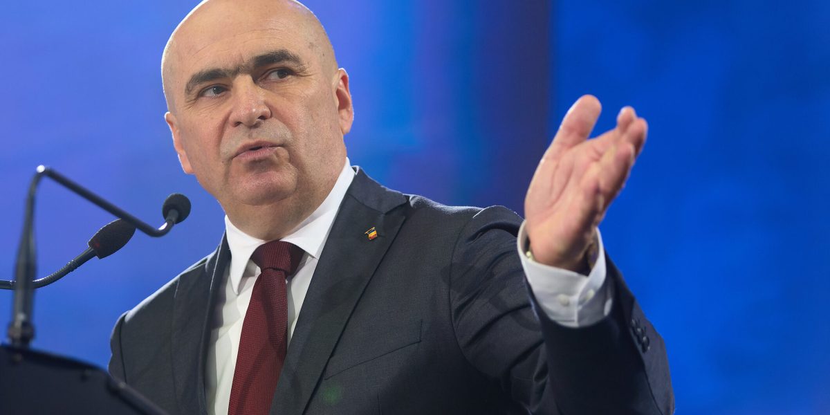 Liberalii promit ordine: Sfârșit risipei și privilegiilor în România