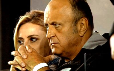 Șucu, furios: „Luați-o, mă! Spălați-vă pe cap cu ea!”