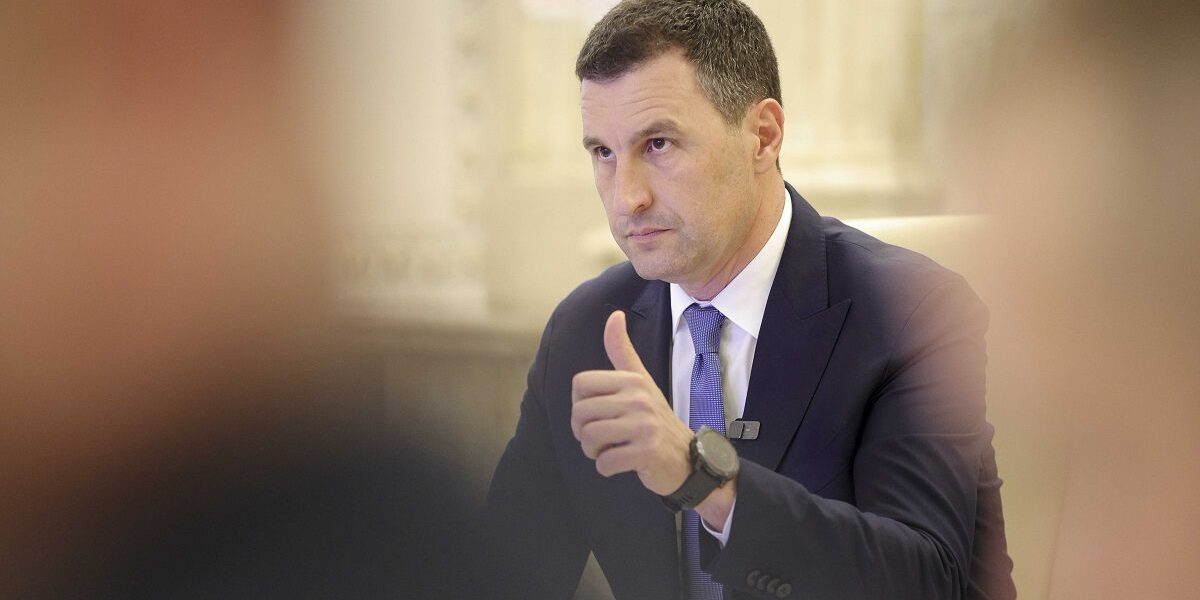 Bolojan, singurul doritor? Cine a refuzat șefia Guvernului