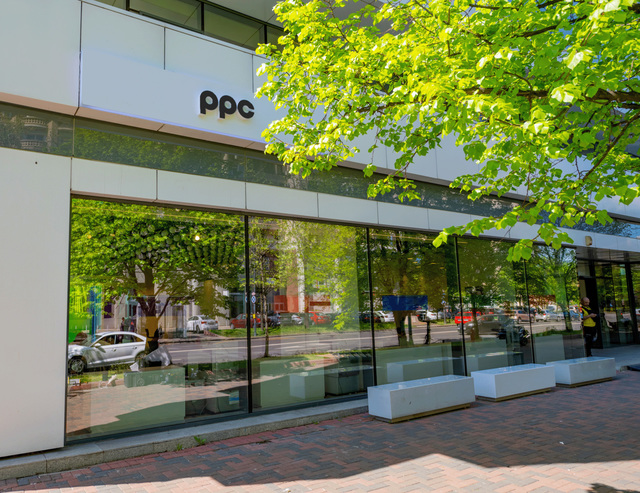 PREMIERĂ Ofertă - Electricitate gratuită pentru zeci de ore în fiecare lună. PPC lansează un program-pilot la nivel național