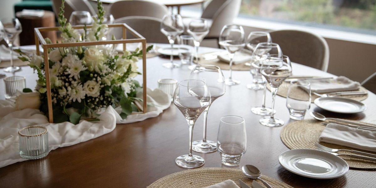 Țara din Europa cu „taxa zgârcitului” la restaurante: Până la 11 euro pentru o farfurie goală