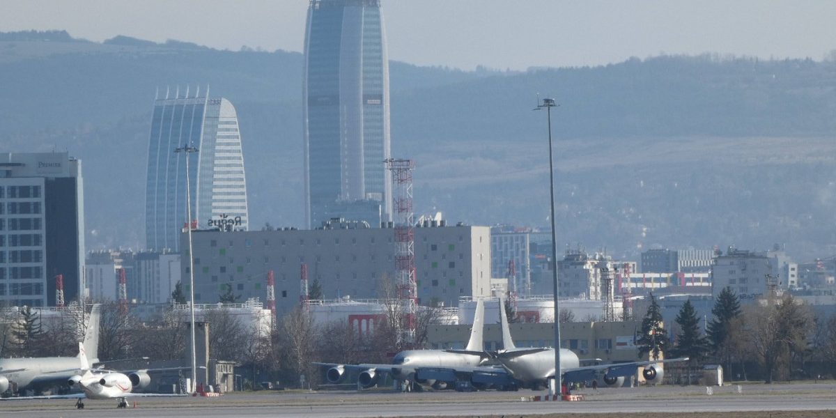 Bulgaria limitează avioanele SUA: Vizele blochează relația cu America