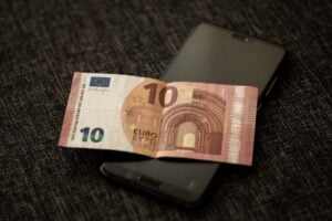Fotbalist ROMÂN, mărturii ȘOCANTE: Depresie din cauza lui Mirel Rădoi, „Gânduri negre”