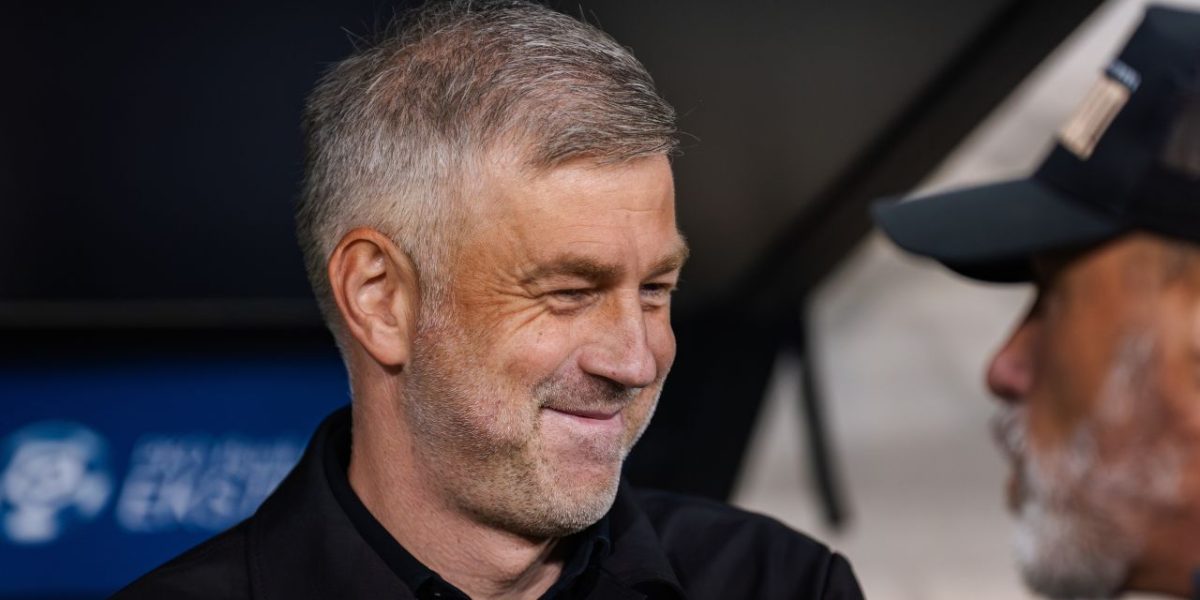 Iordănescu, pe cale să devină „multimilionar”! Super-contract pe masă