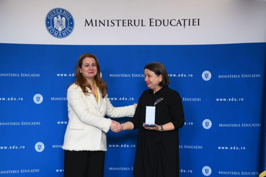 Profesoara care vrea REVOLUȚIE în școală: „Evalurea, cheia schimbării”