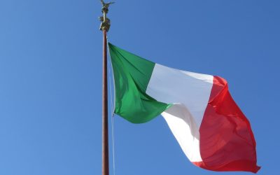Mașină furioasă în Modena: Zeci de răniți după ce a intrat în mulțime