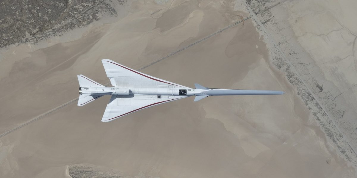 NASA uimește: Imagini spectaculoase cu avionul supersonic X-59 în zbor