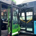 Autobuz și tramvai, ciocnire la Piața Sudului: Haos în București
